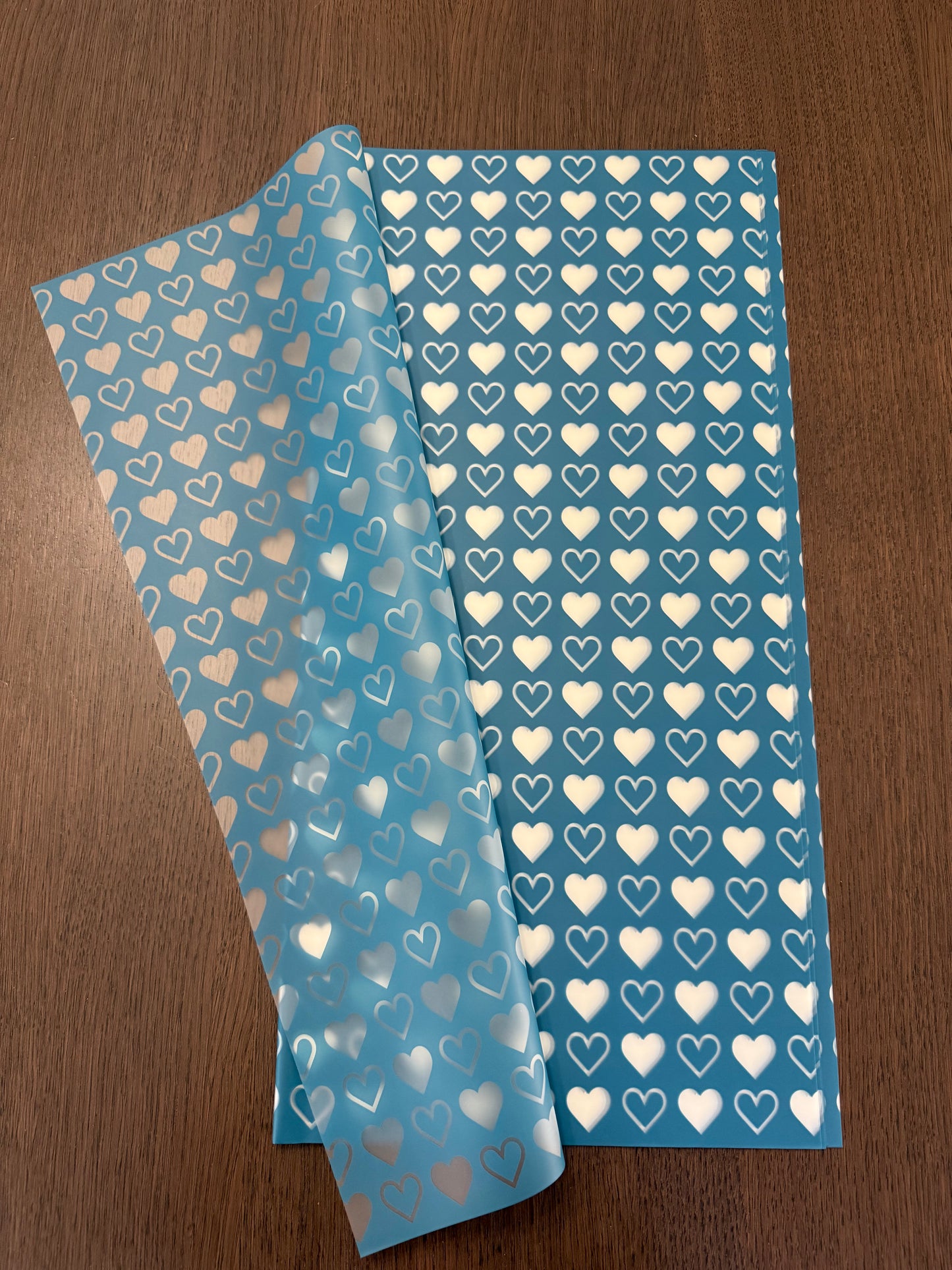 P.NGZ-XAX  - Blue Semi Transparent  Heart Print Wrapping Paper-