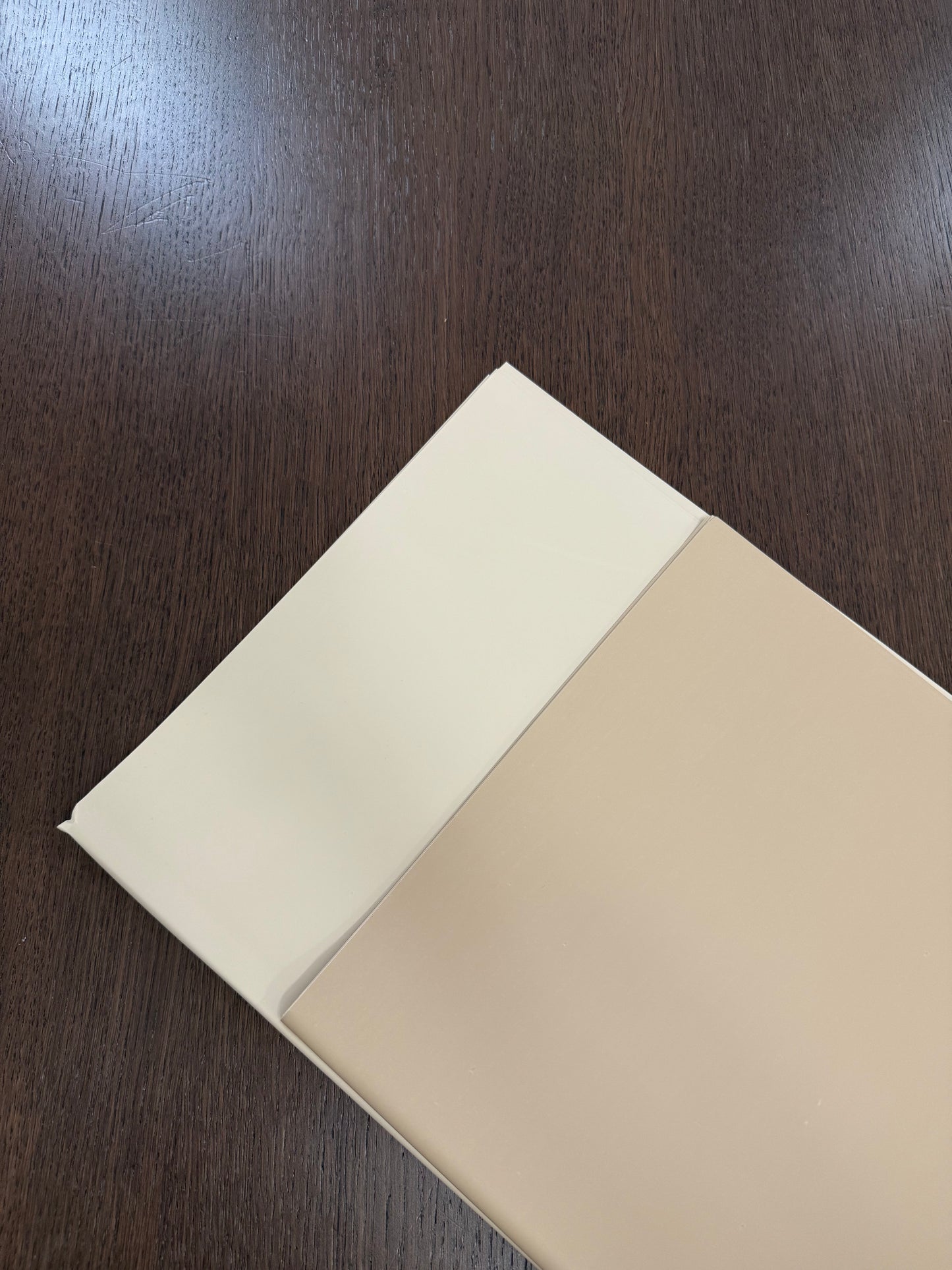 P.XXY-004 Milky Tea Solid Wrapping Paper