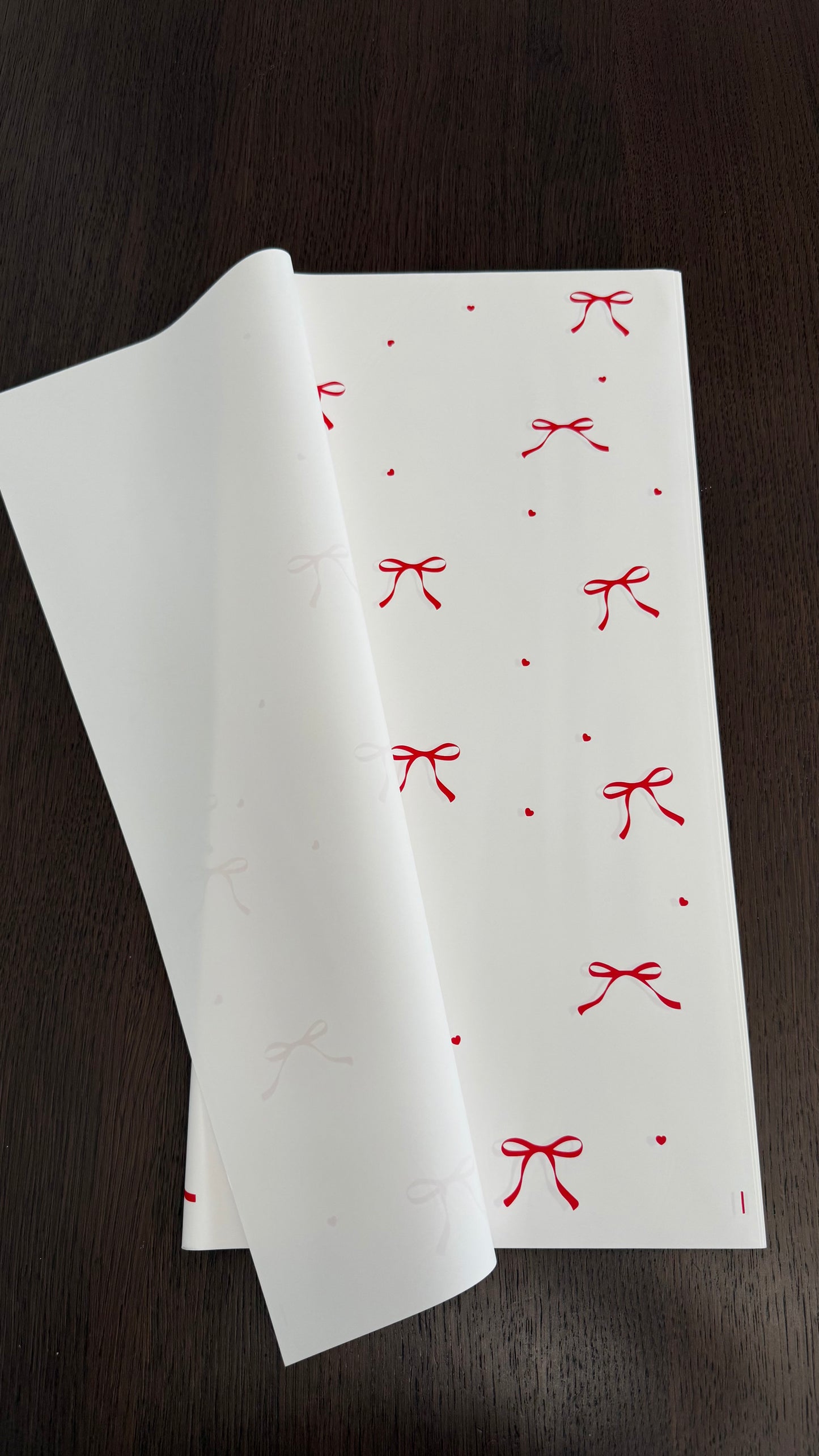 White/Red Bow Wrapping Paper