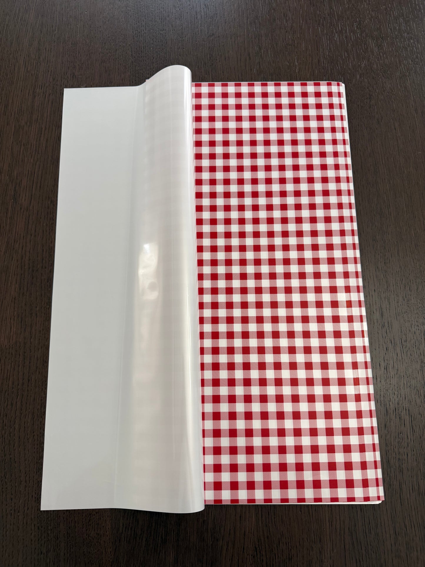 P.HFZ-QXG Red Gingham Print Wrapping Paper