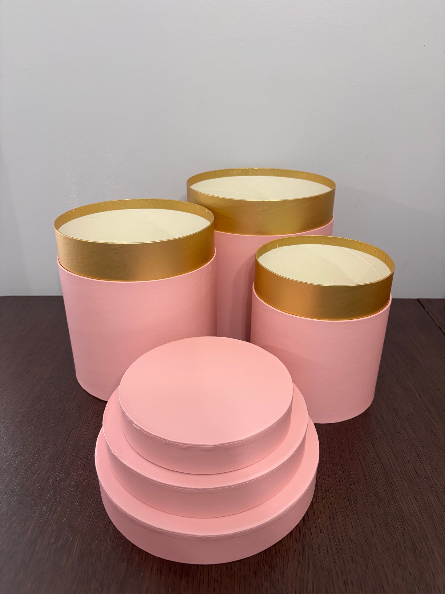 3 PC Set Pink w/ Gold Stripe Round Box