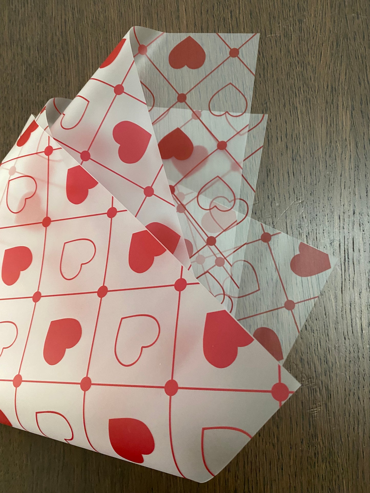 Frosted Heart Print Wrapping Paper