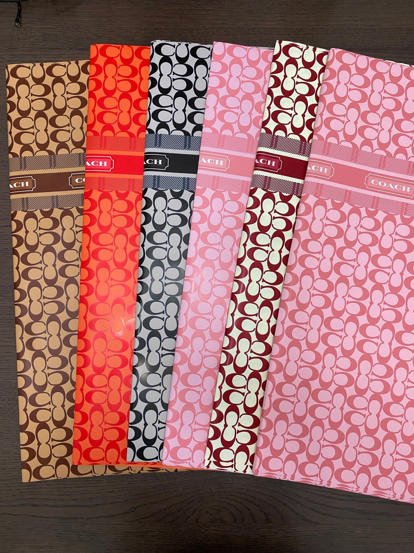 Cream/ W Red CH Wrapping paper