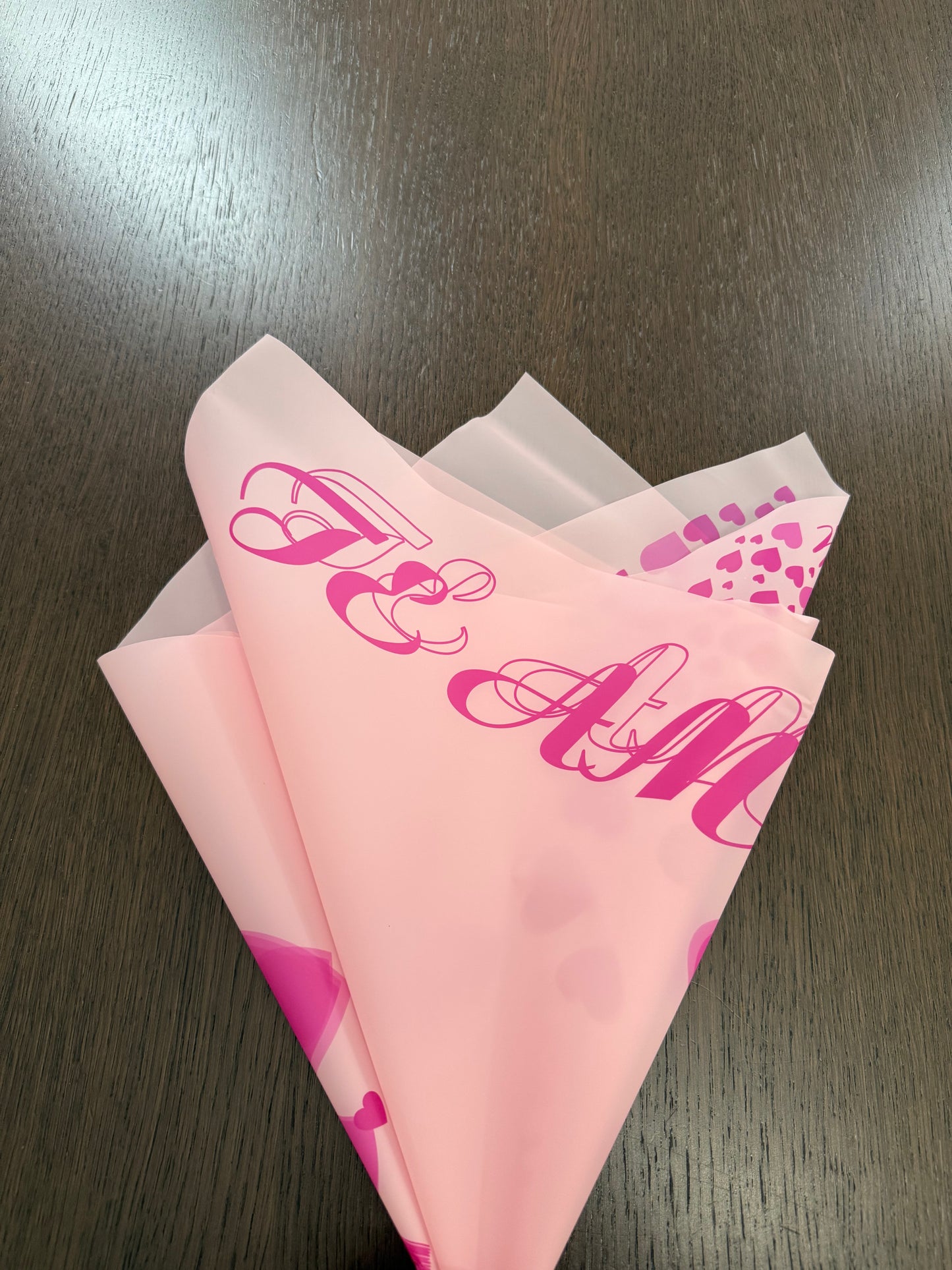 P.XY010 Pink Semi Transparent -Te Amo- Wrapping Paper