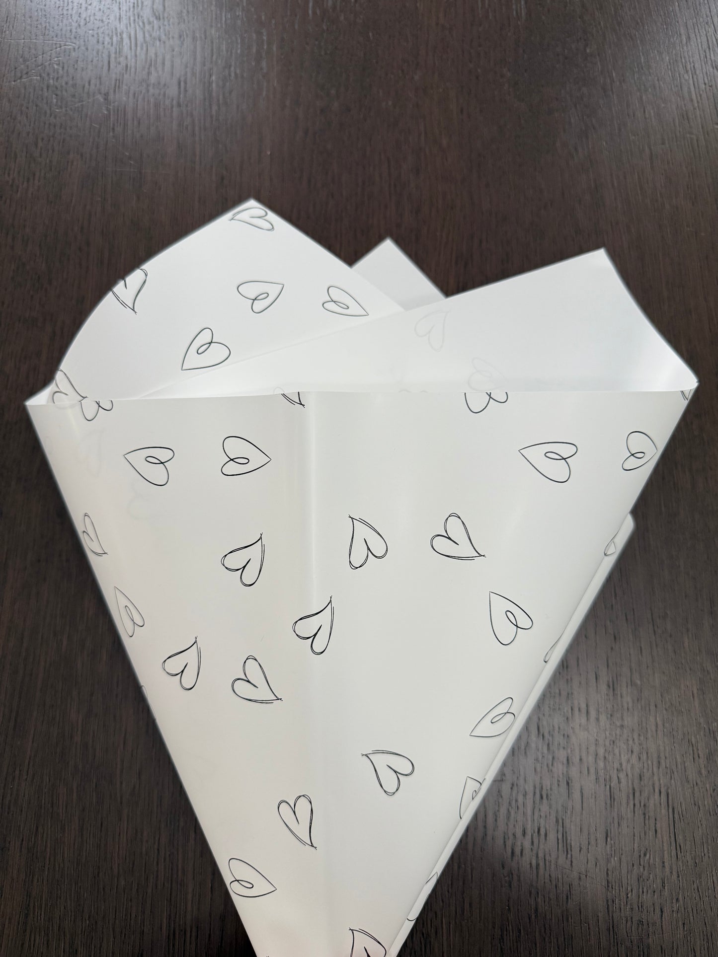 P.XXY-007 White/ Black Heart print Wrapping paper