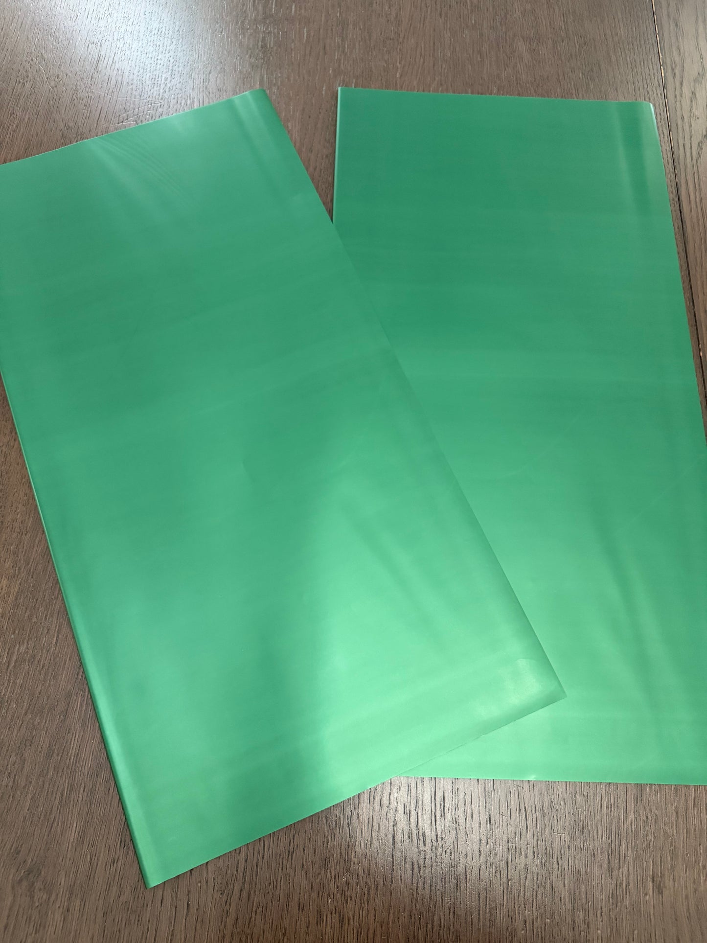 P.XXY-004 Emerald Solid Wrapping Paper