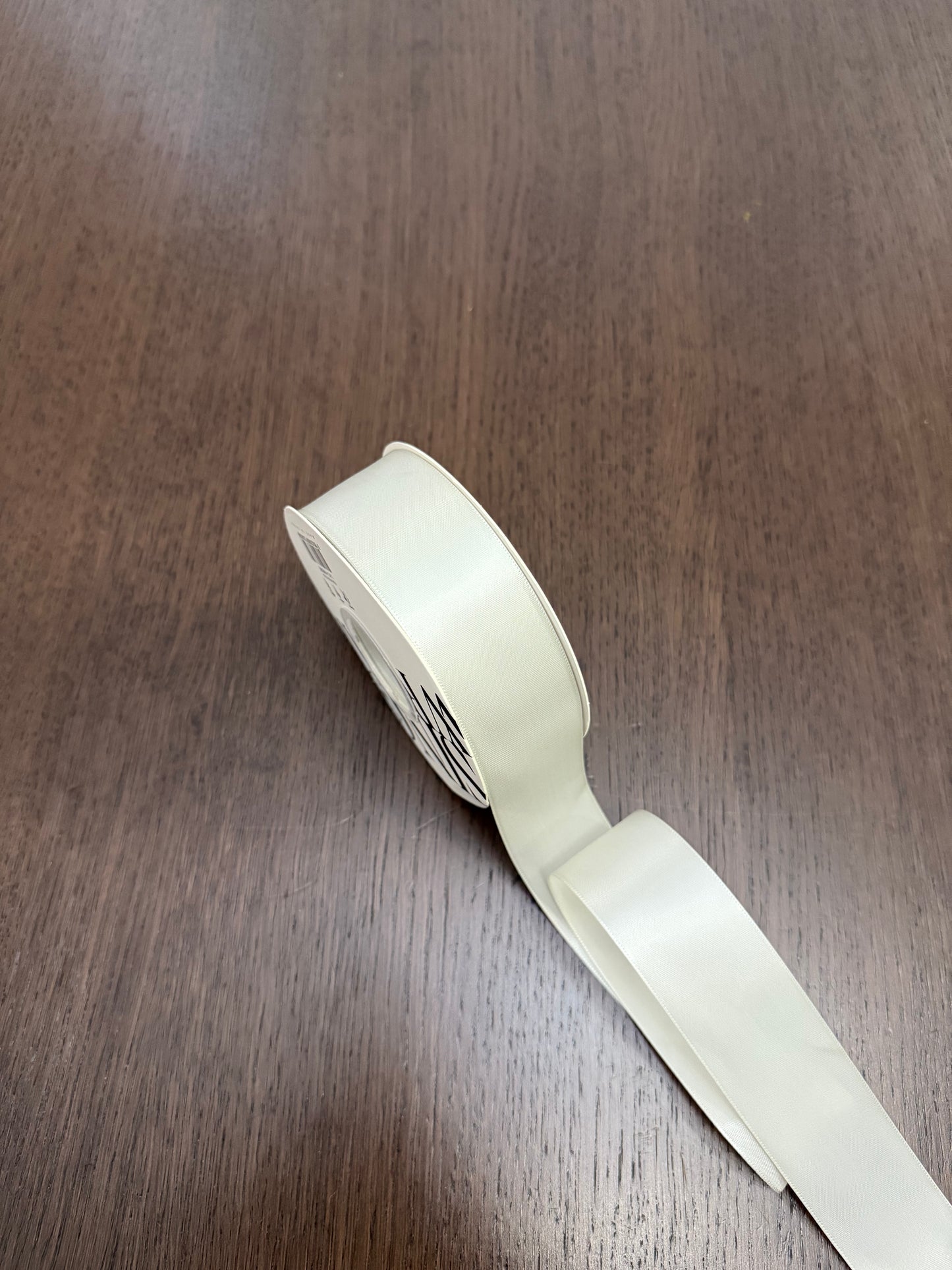 R.CSZD038 Pearl White Satin Ribbon