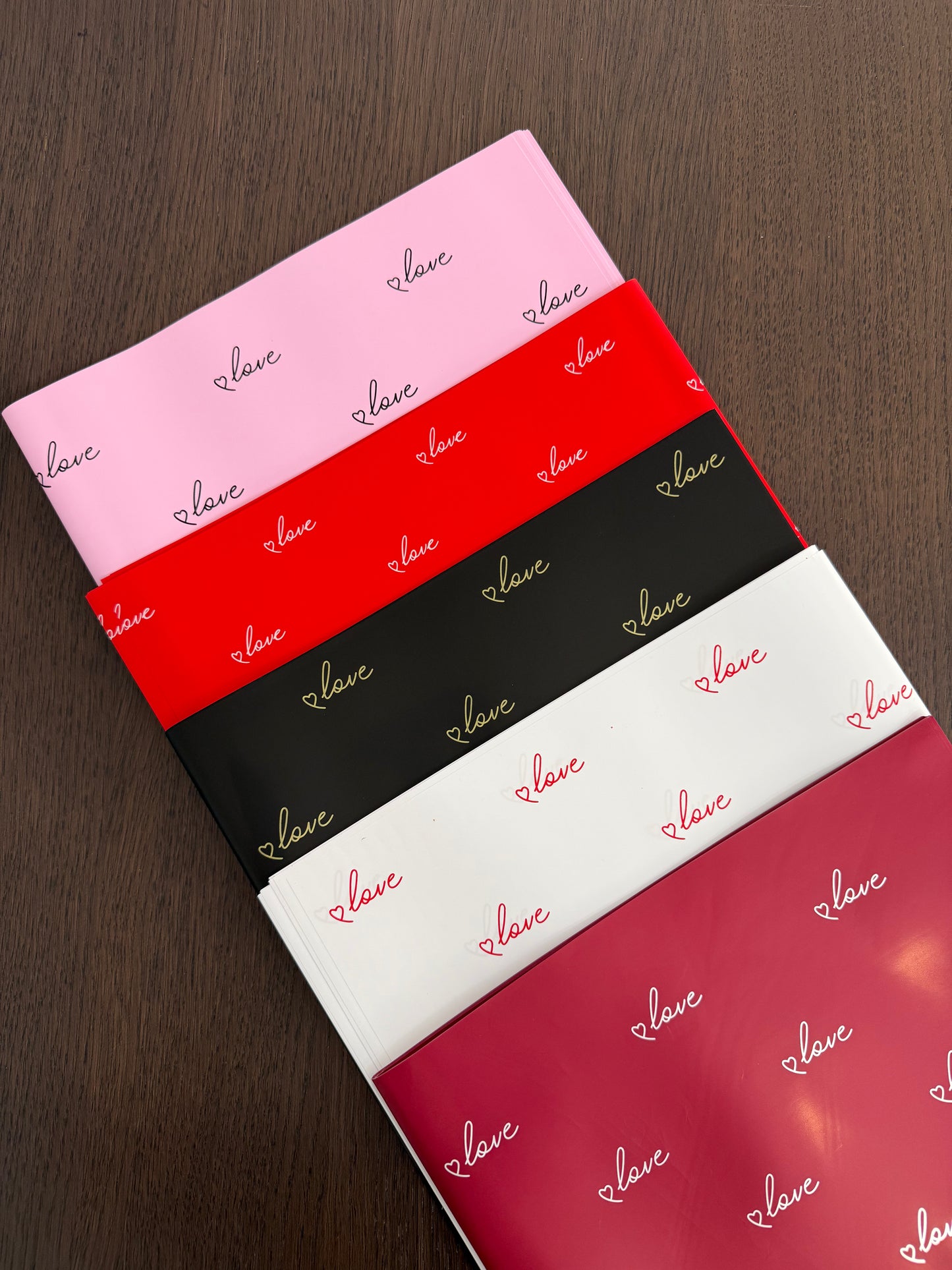 D&A002 Black -Love- Wrapping Paper