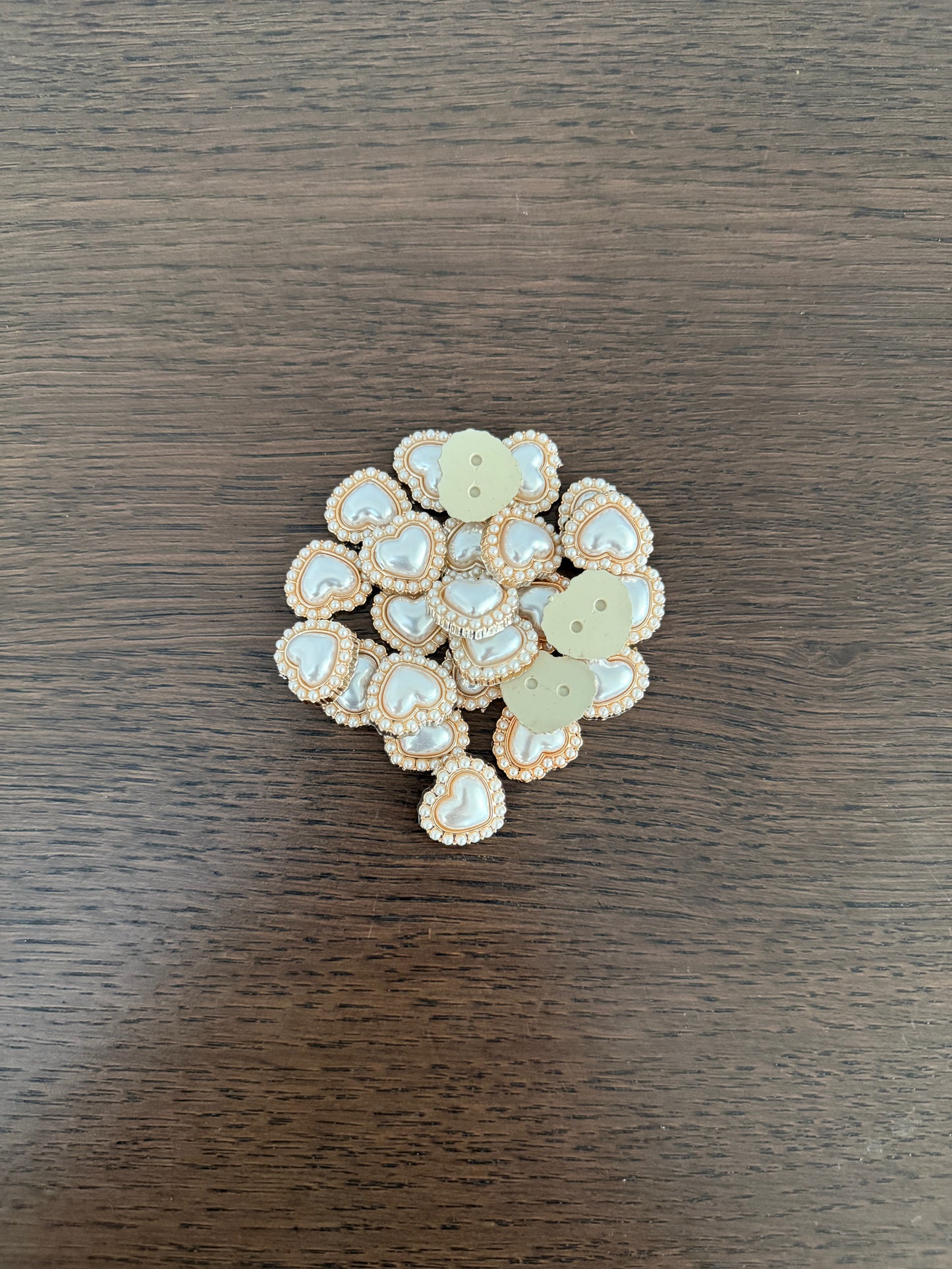 25pc Pack Pearl Heart Gems