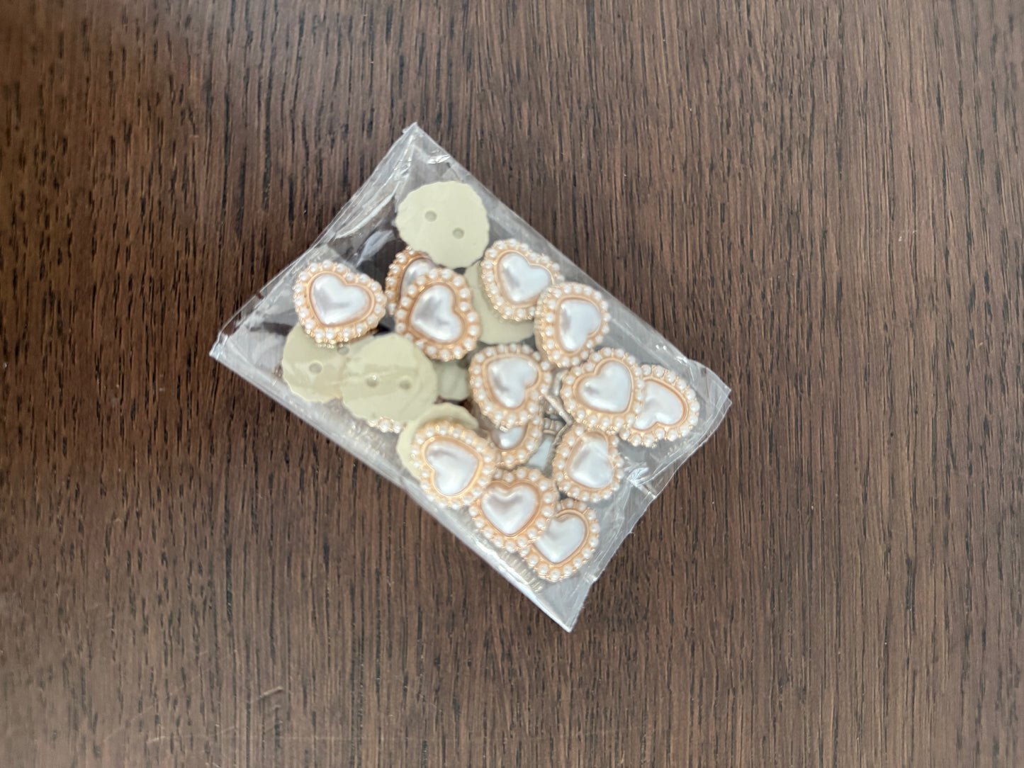 25pc Pack Pearl Heart Gems