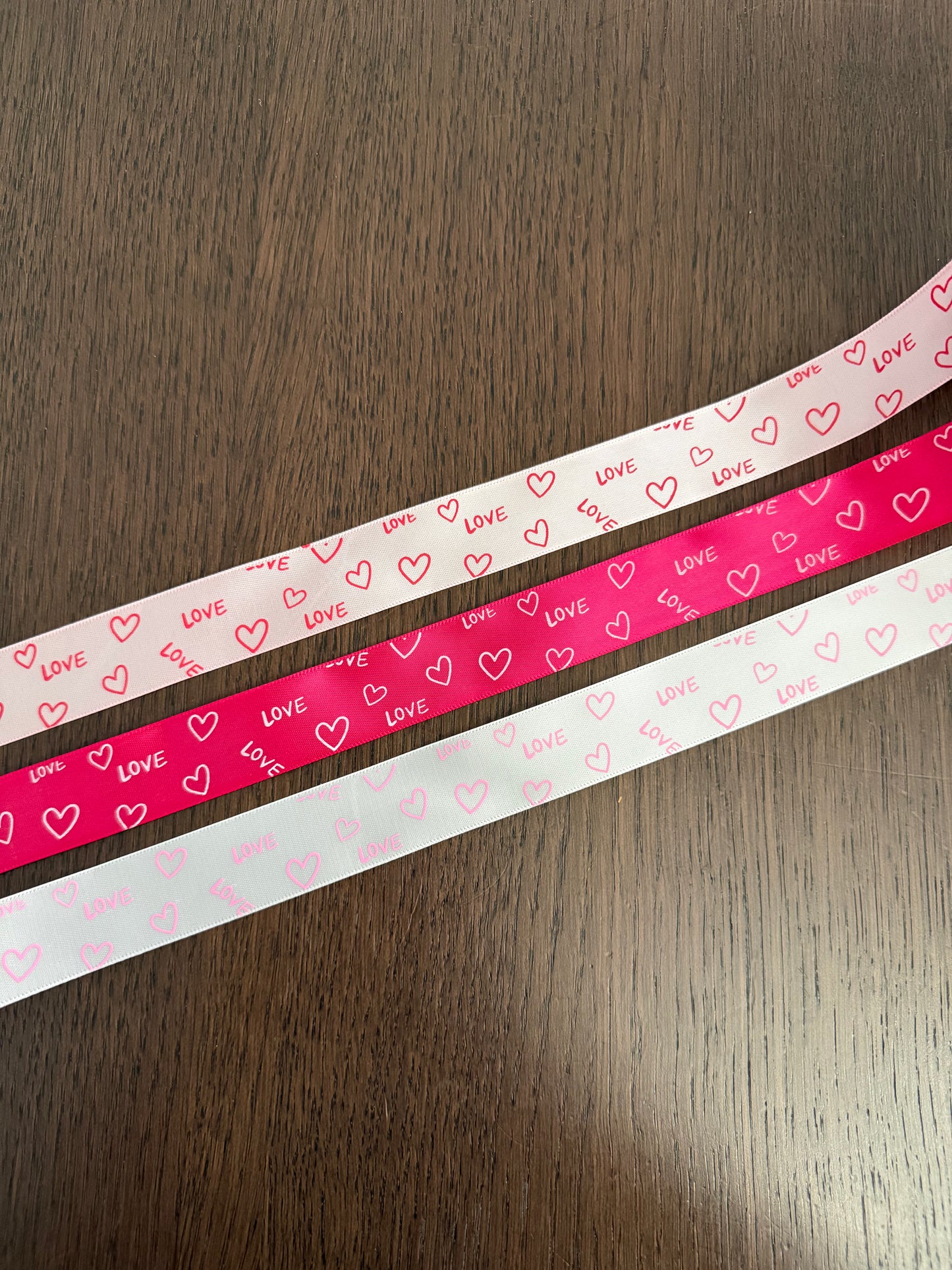 R.LOVE 33yd Fuchsia -LOVE- Ribbon