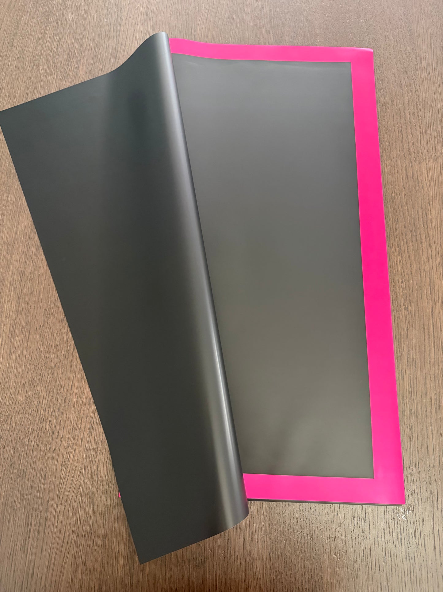 P.XXY-023 Black/Fuchsia Wrapping Paper