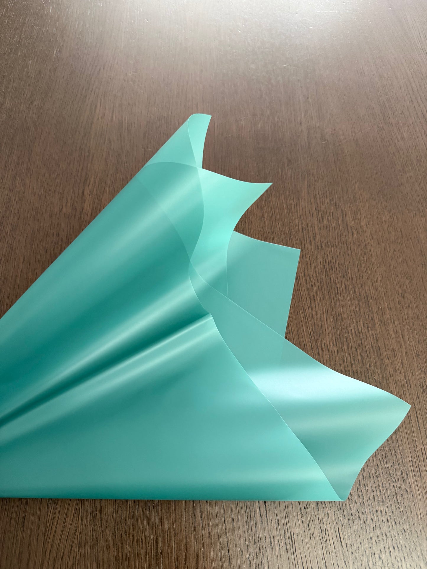P.HXS Emerald Semitransparent Wrapping Paper