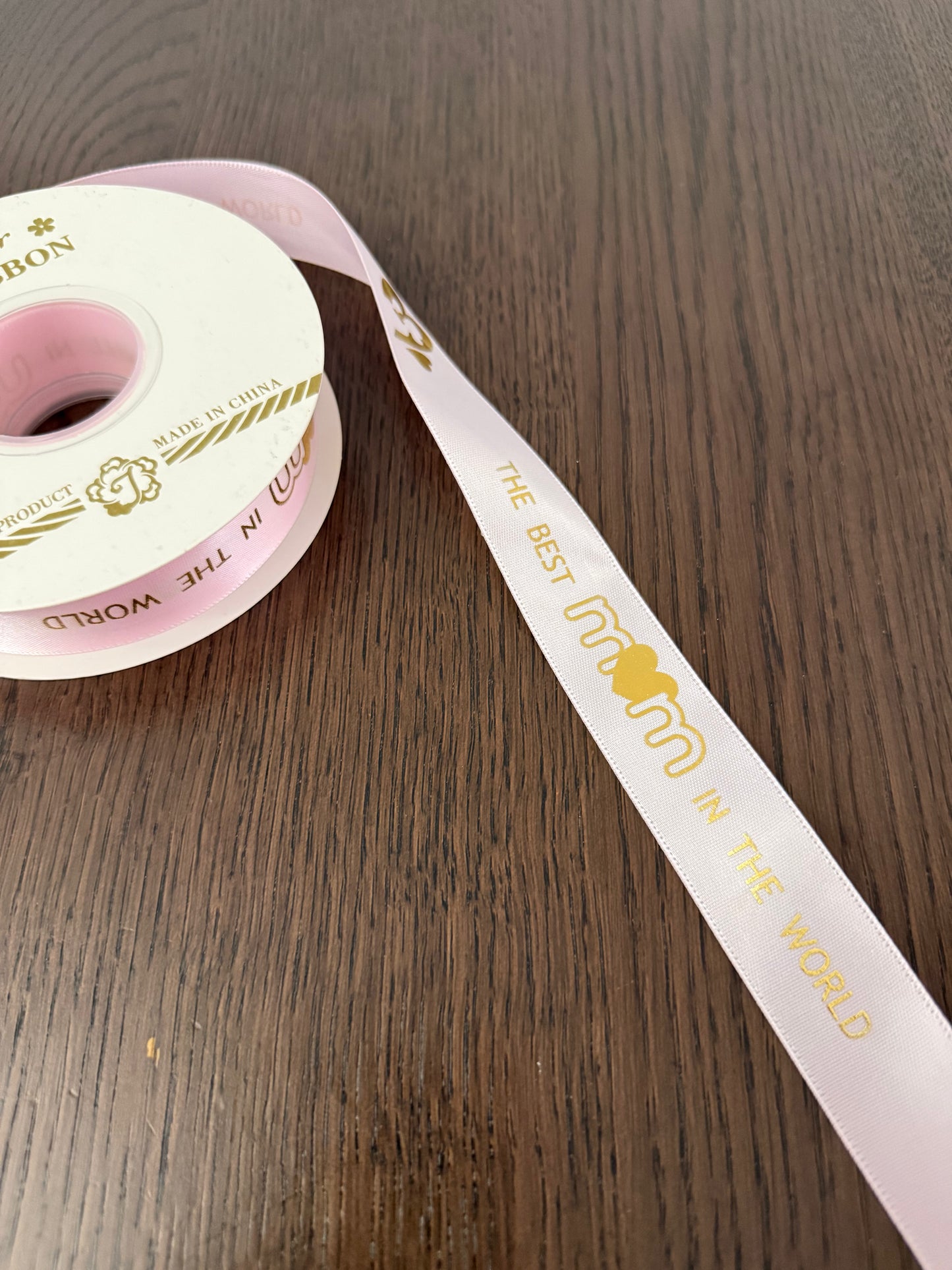 Light Pink -The Best MoM in The World- Ribbon