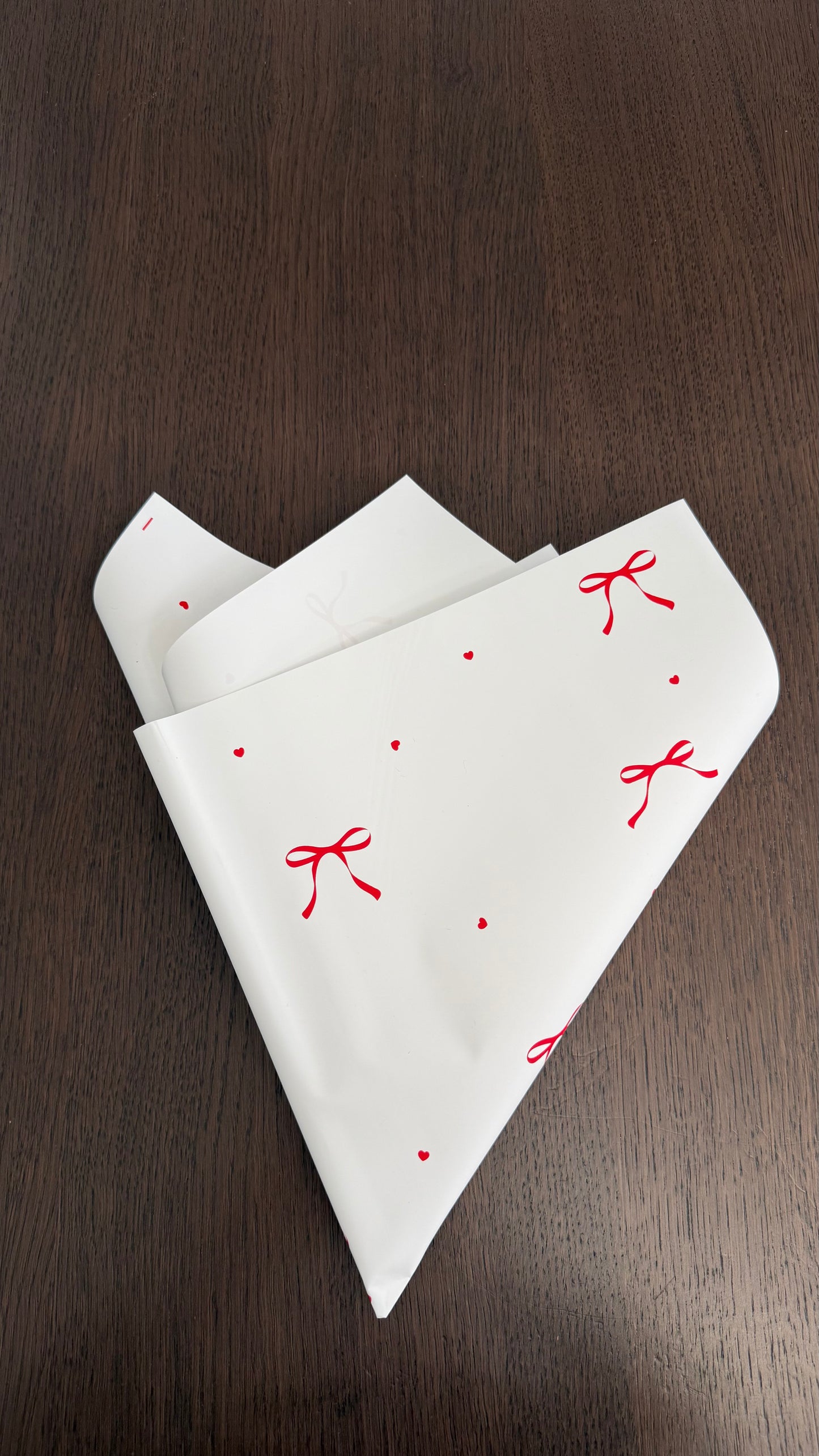 White/Red Bow Wrapping Paper