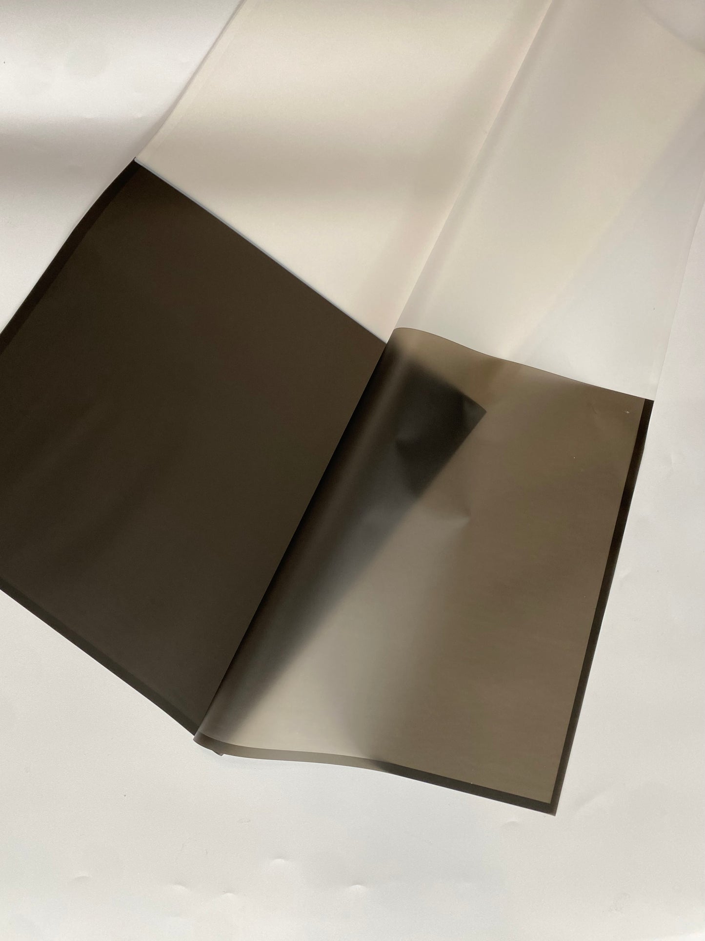 Bicolor Korean Wrapping Paper -Black/White-