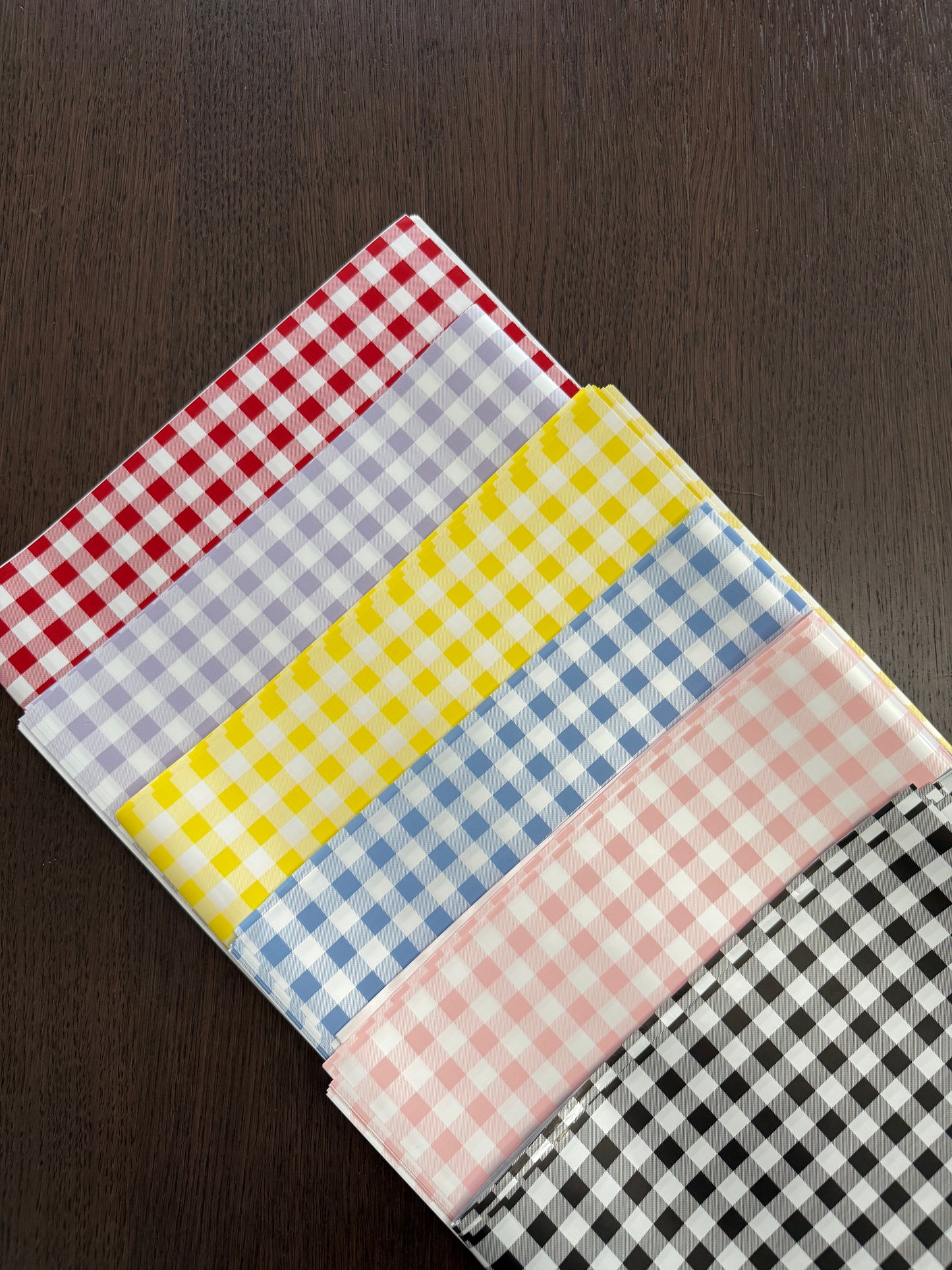 P.HFZ-QXG Purple Gingham Print Wrapping Paper