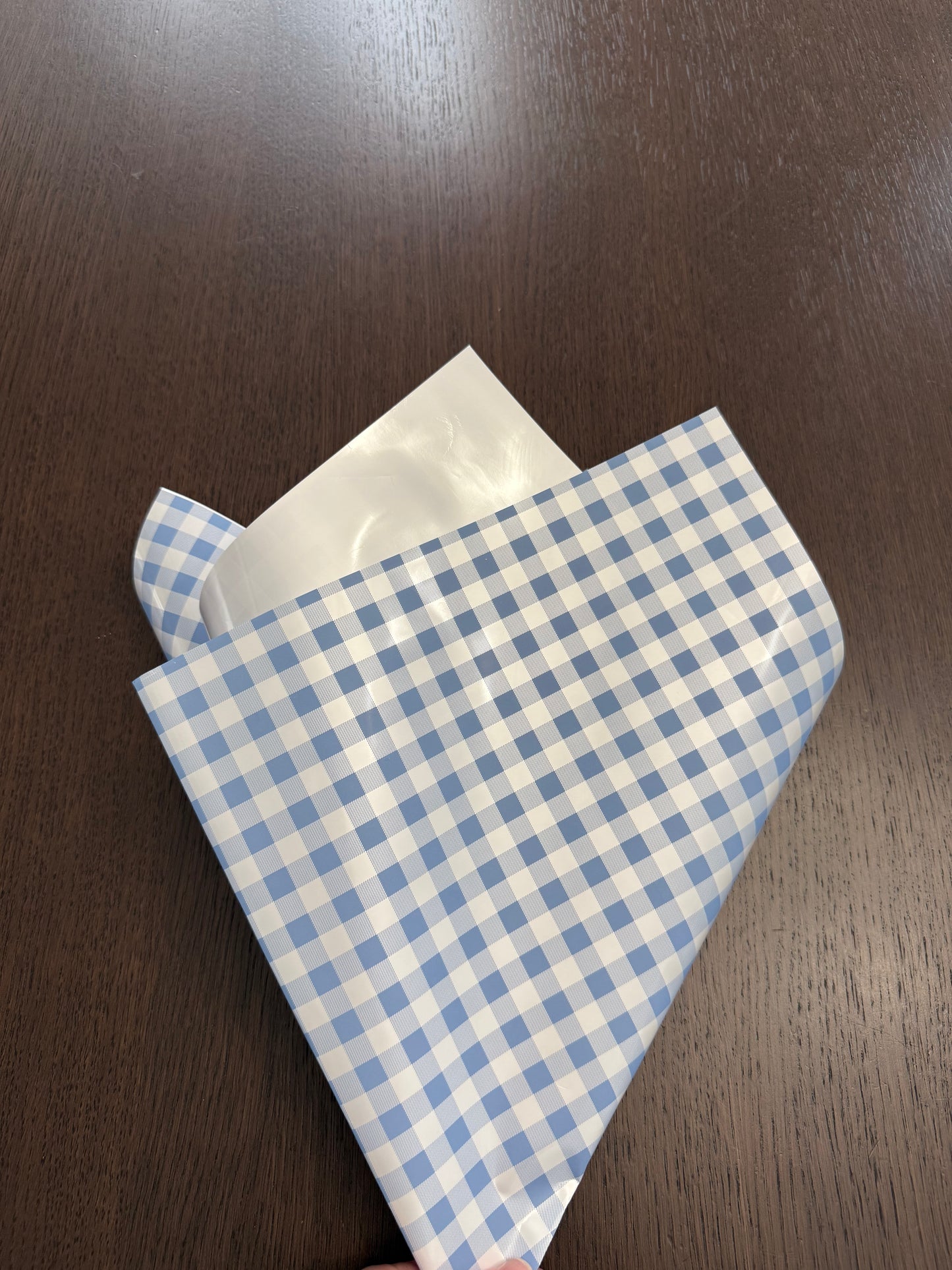 P.HFZ-QXG Blue Gingham Print Wrapping Paper