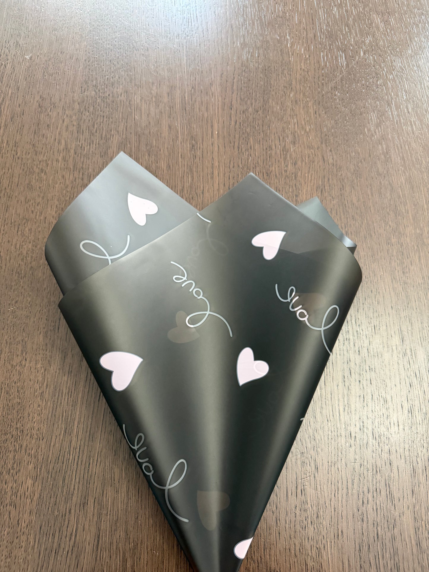 P.XL001 Black -LOVE- Semi-Transparent Wrapping