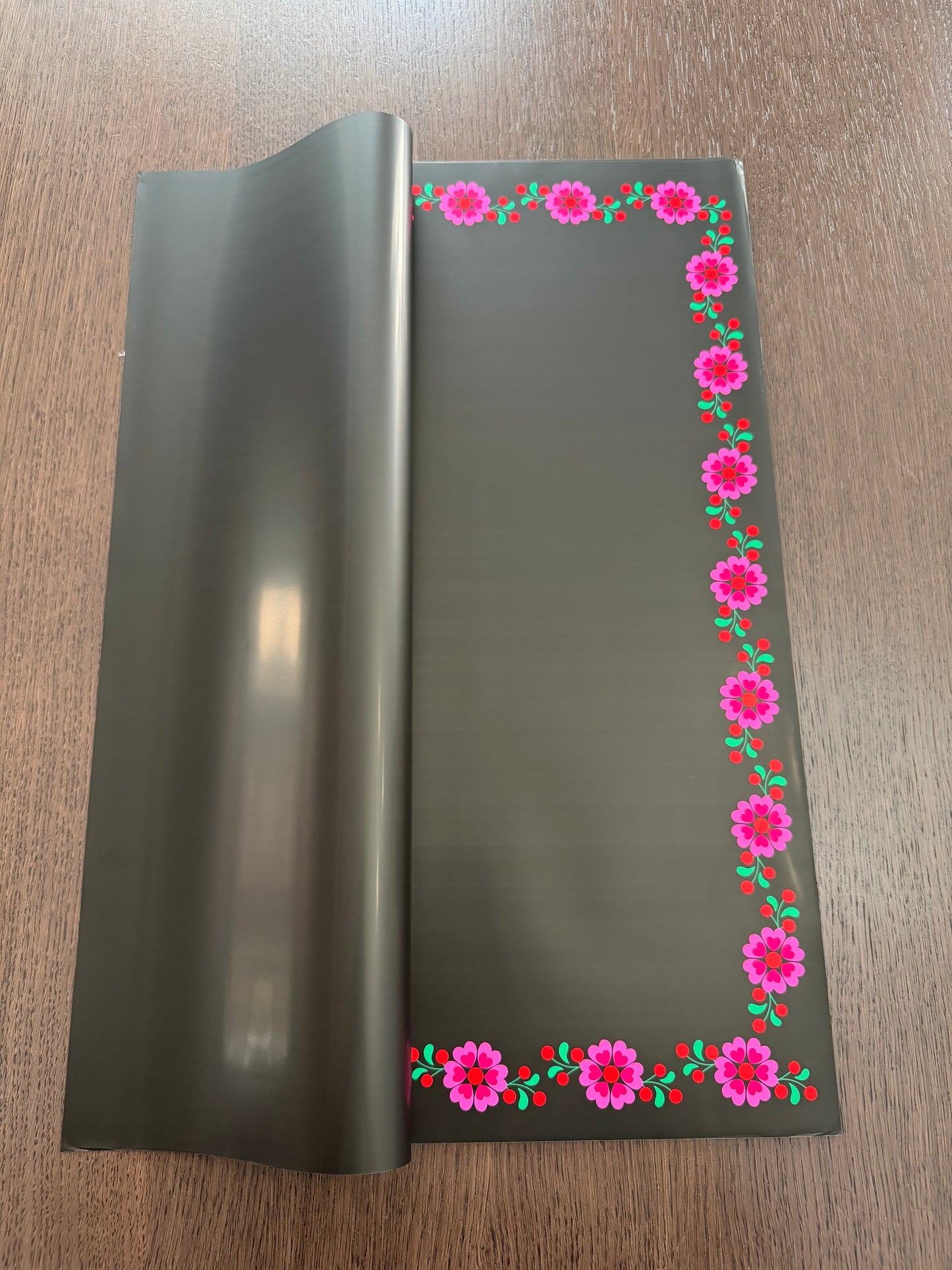 Black Hermoso Cariño Wrapping Paper