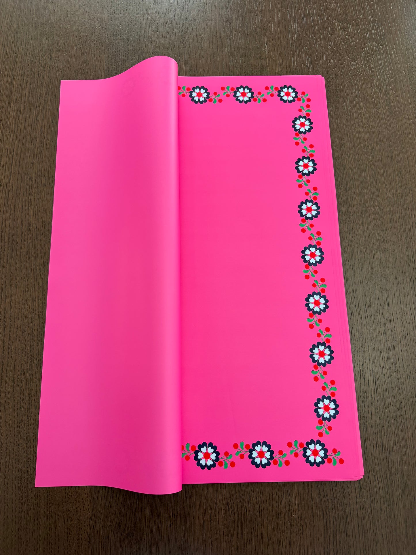 Fuchsia Hermoso Cariño Wrapping Paper