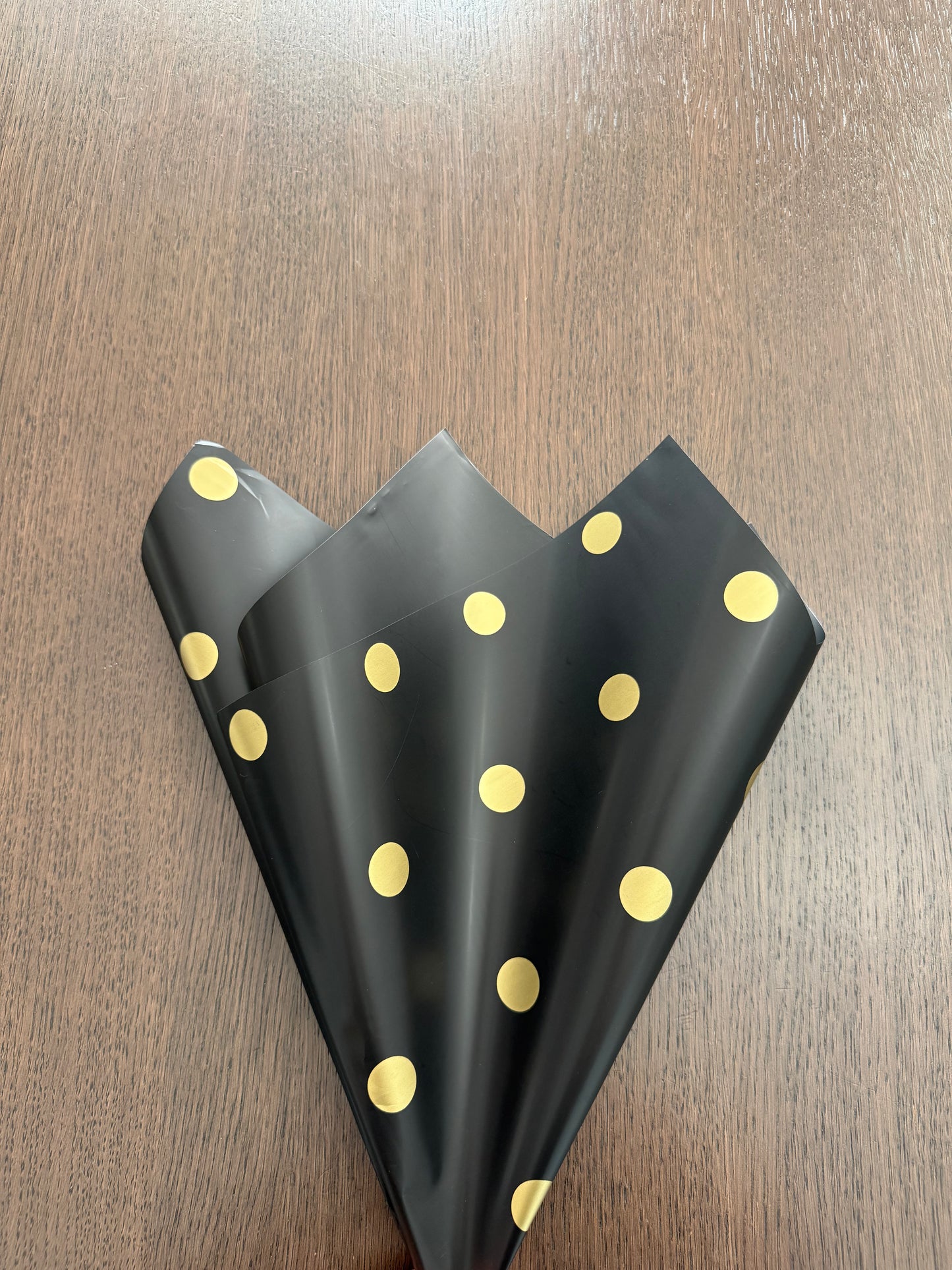 P.XXY-005 Black/Gold Polka Dot Wrapping Paper