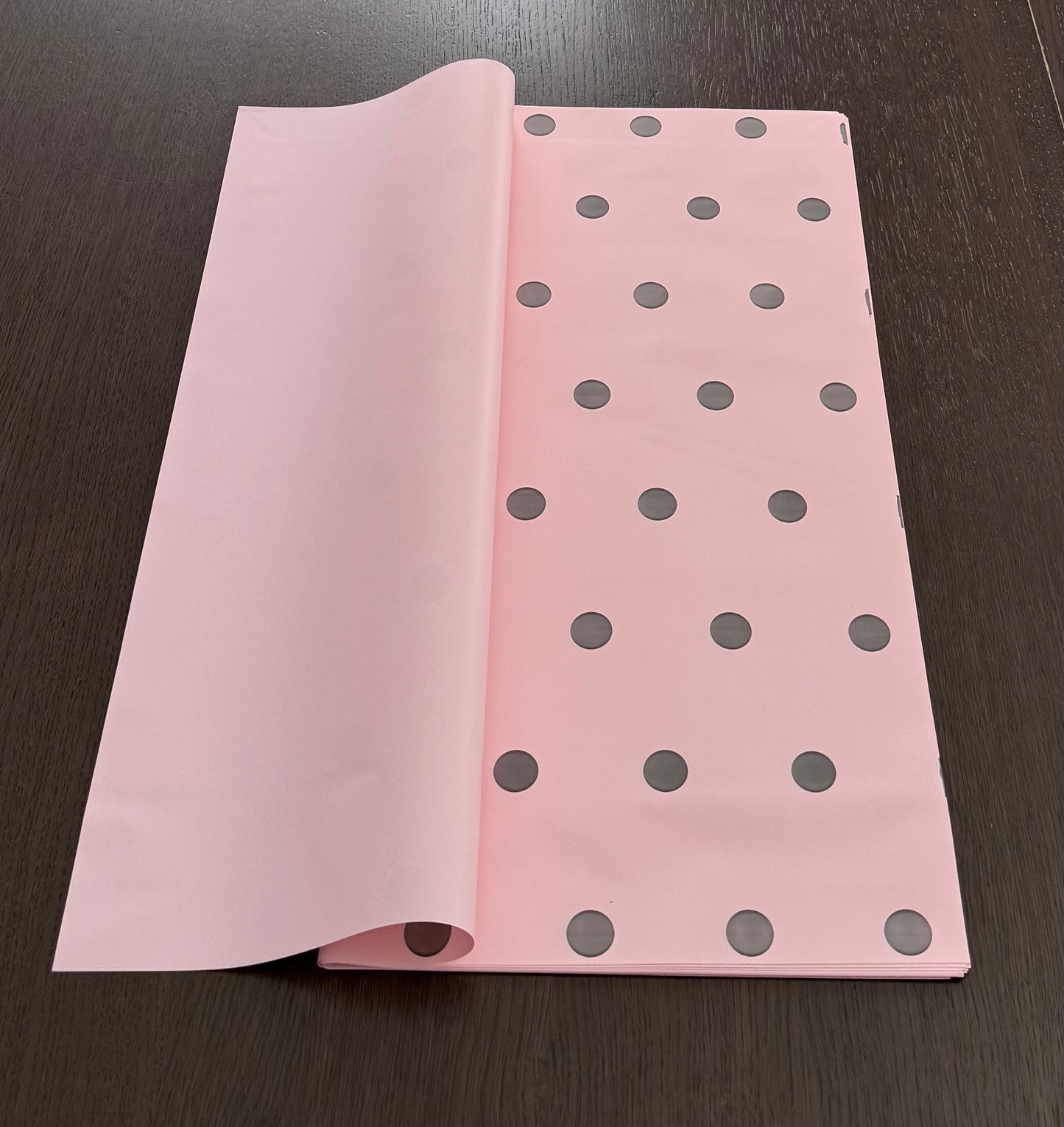 P.XXY-005 Pink/Grey Polka Dot Wrapping Paper