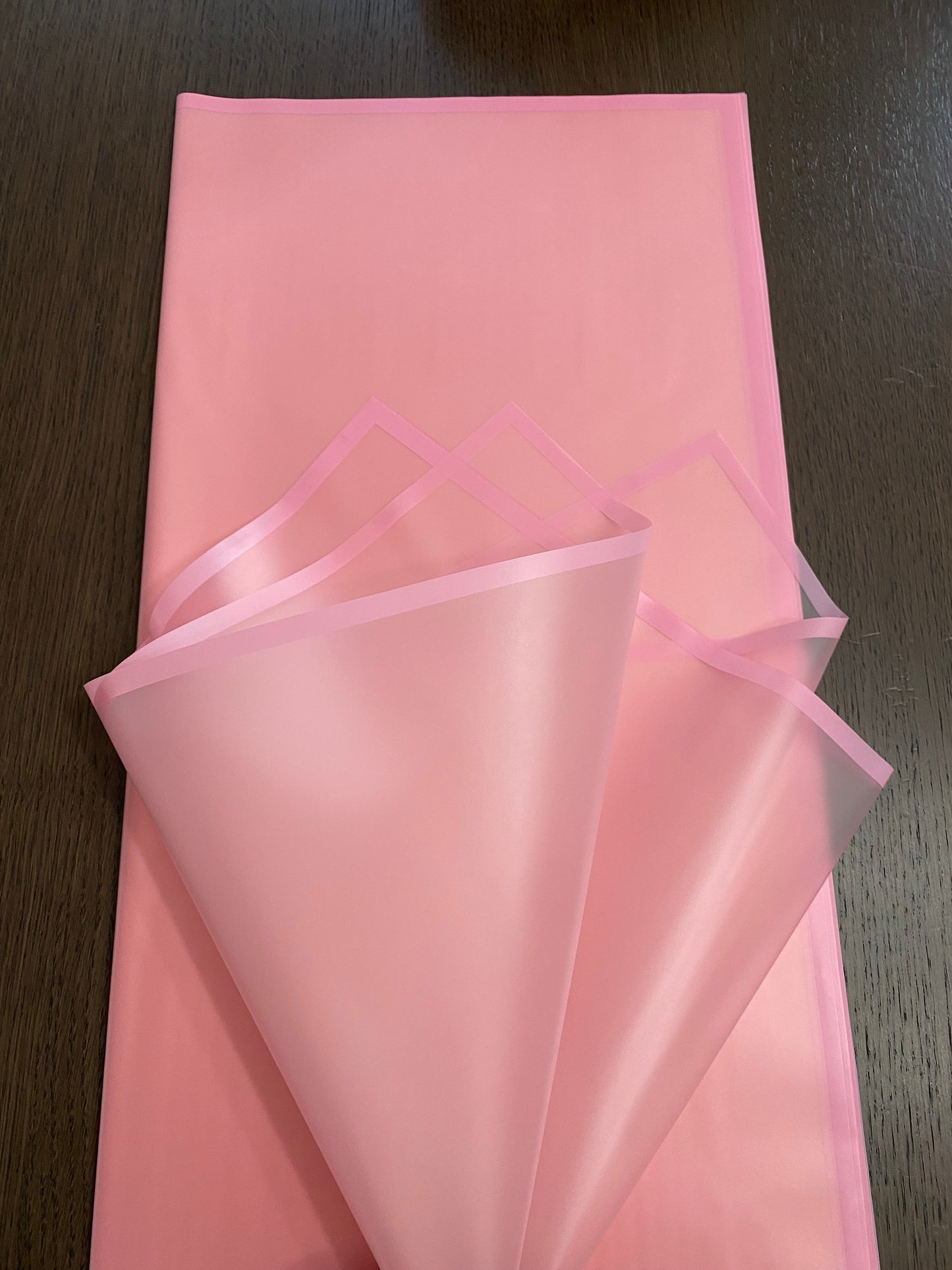 Sheer L Pink Pink Border Wrapping Paper